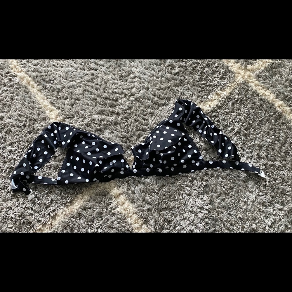 polka dot bikini top